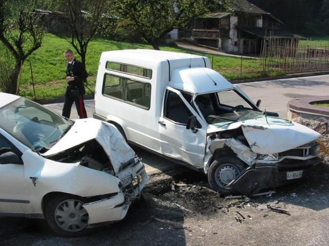  Incidente stradale 02/05/2005